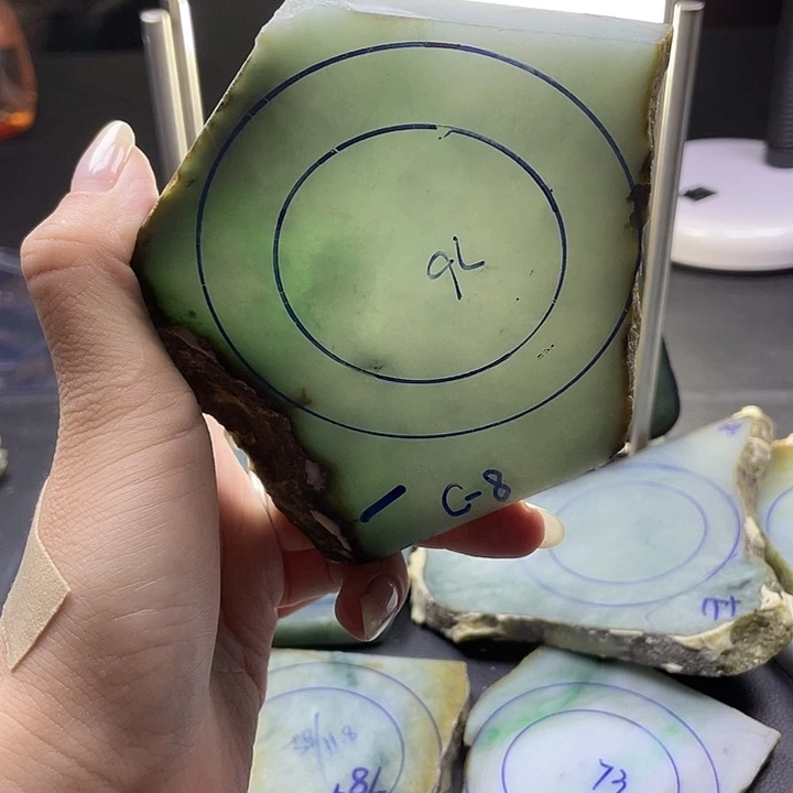 北***辰定制翡翠未镶嵌翡翠手镯