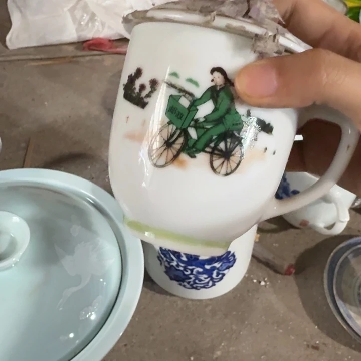 景德镇的陶瓷瓷器