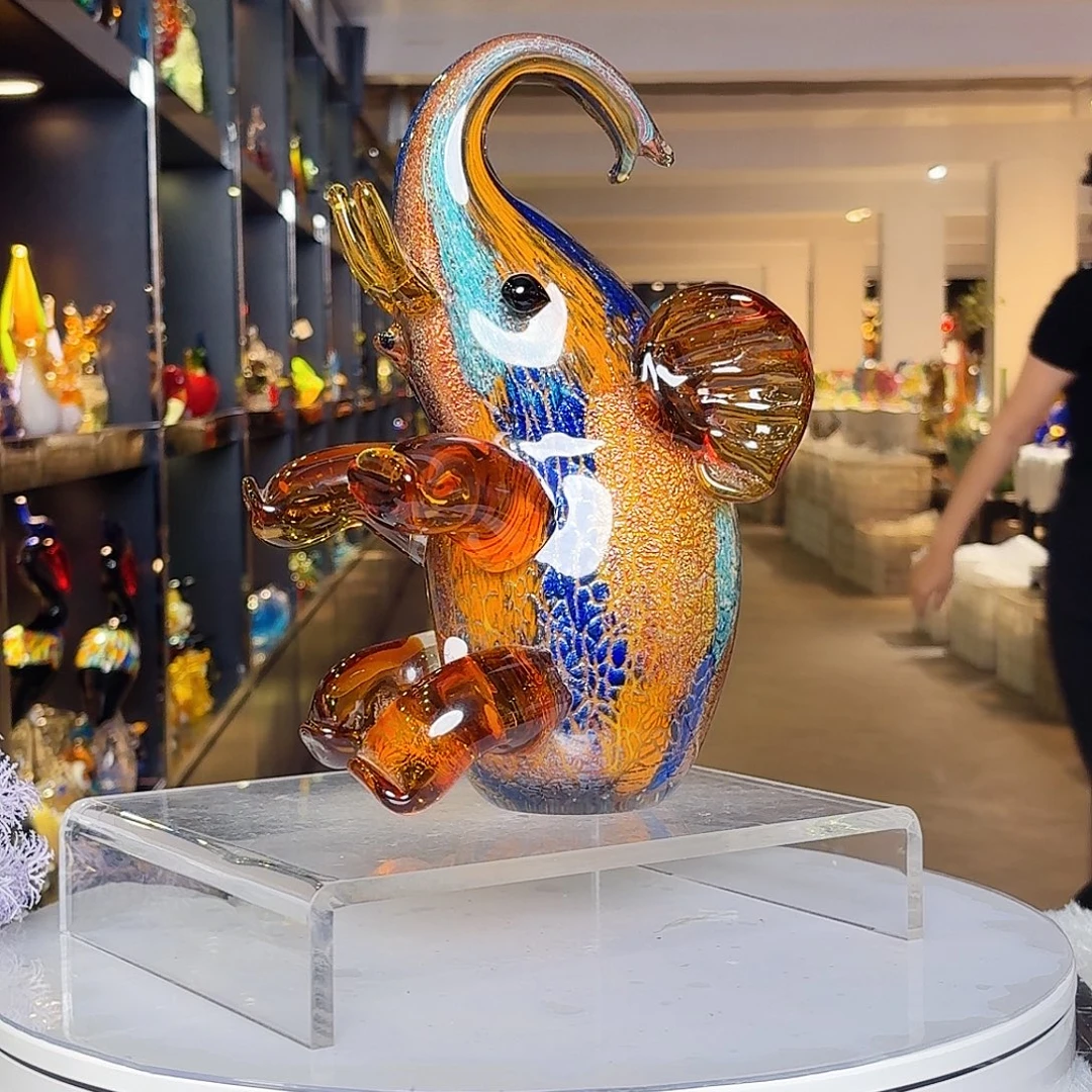 茶宠琉璃花的颜色也很