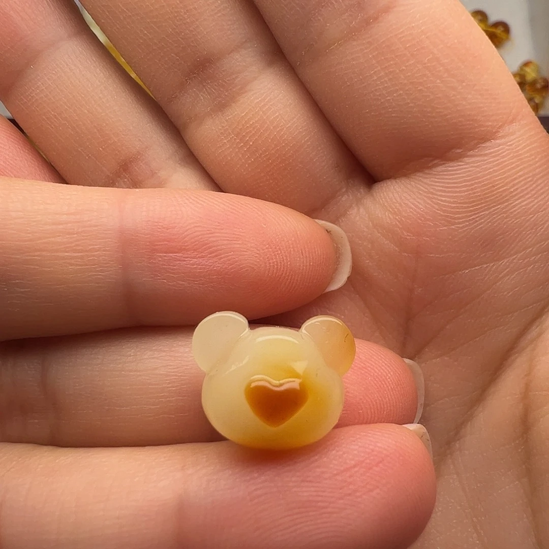 蜜蜡未镶嵌颈饰小熊（打孔不退换）