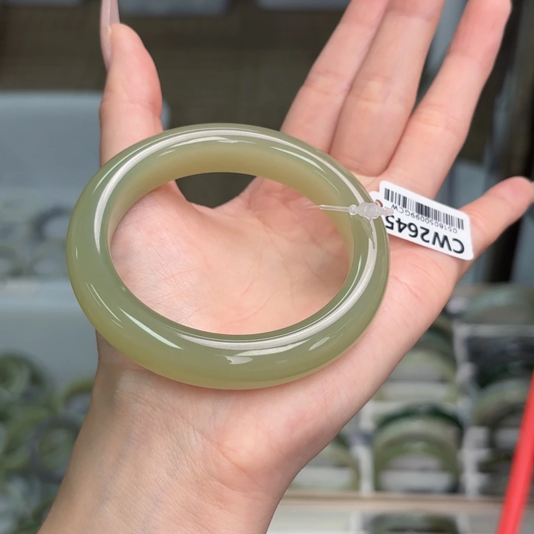 和田玉未镶嵌手镯55