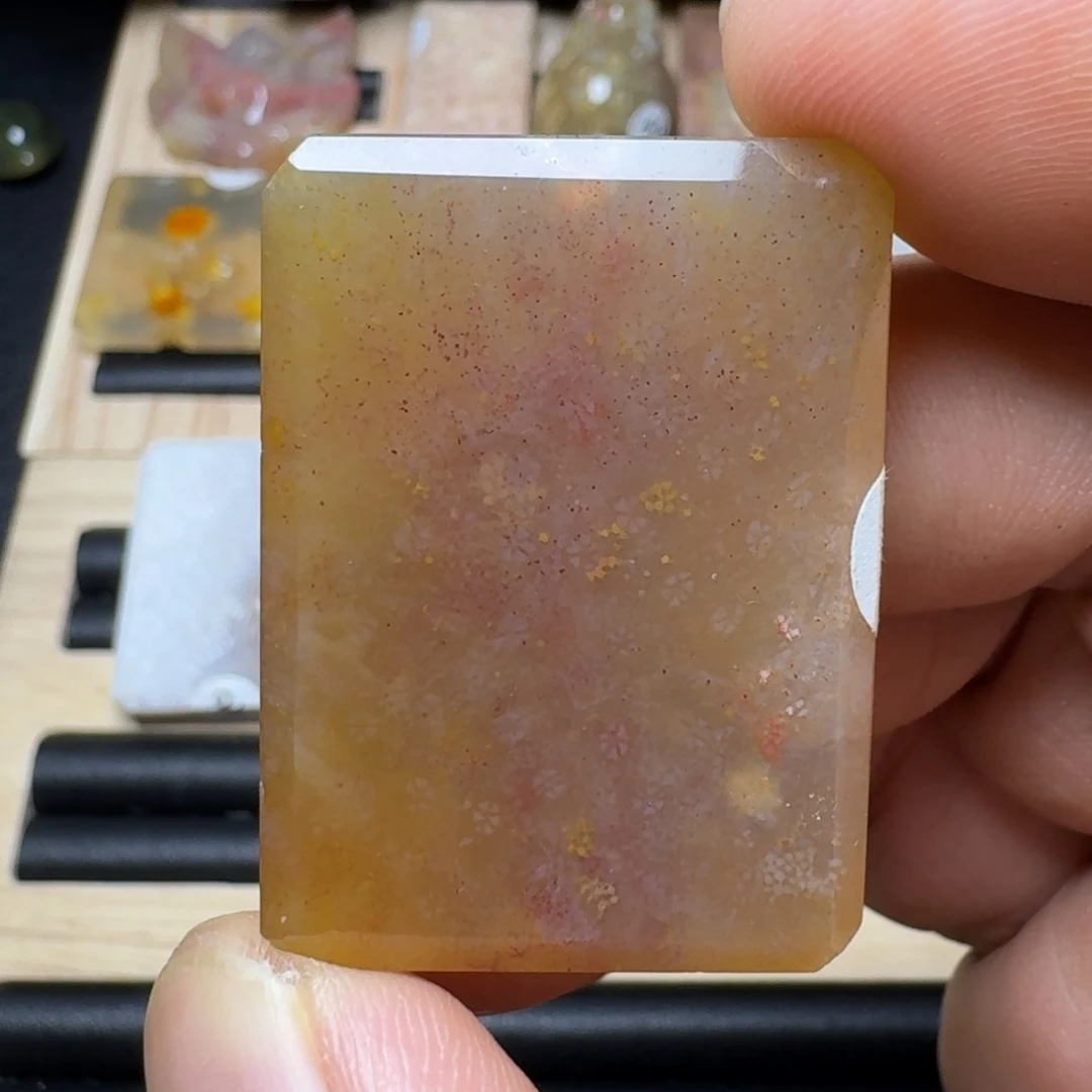 硅化玉未镶嵌纯天然色有机玉石保真色