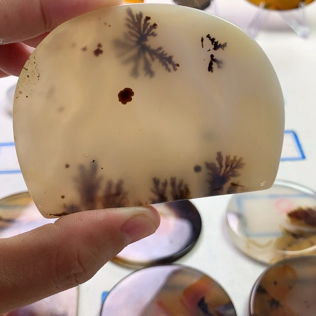 玛瑙/玉髓未镶嵌珠宝半成品