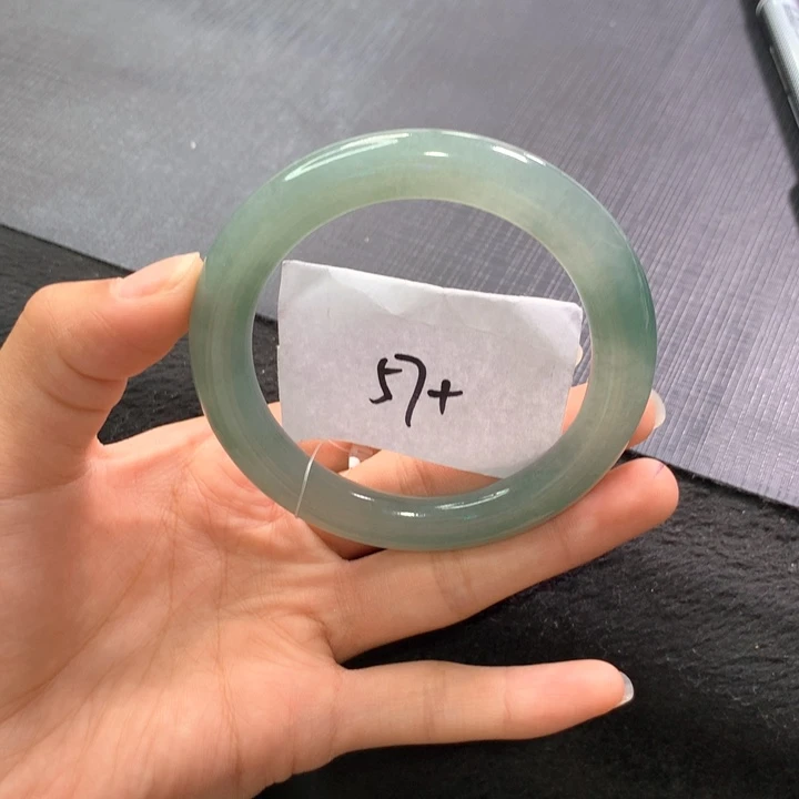 未镶嵌手镯翡翠C**o手镯