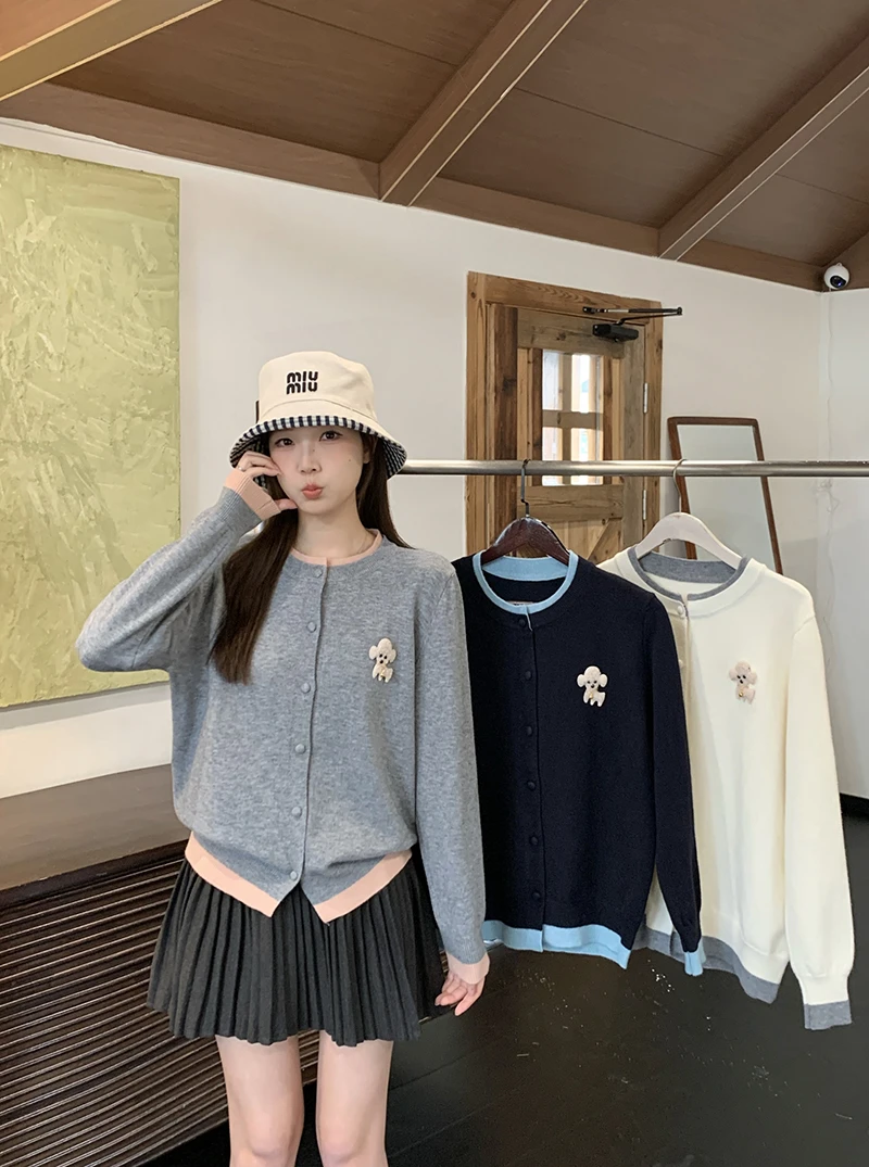 2025秋装新款胖mm大码女撞色甜美贴布小狗长袖针织上衣