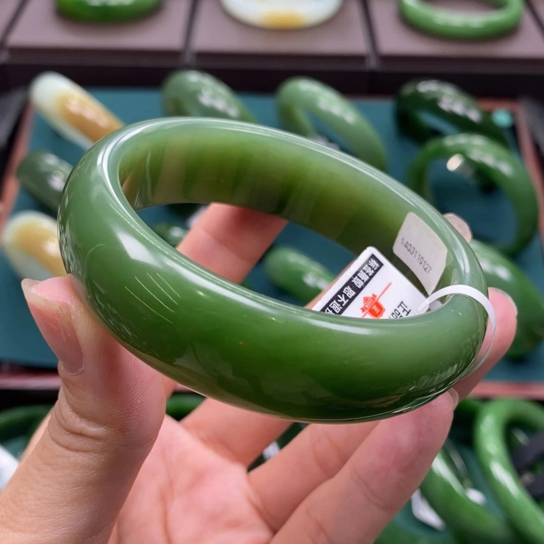 和田玉（碧玉）未镶嵌手镯5758