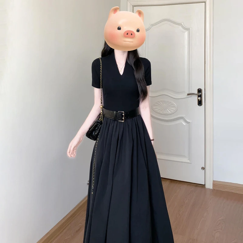 赫本风法式黑色v领连衣裙子女2025年新款夏季小黑裙气质收腰长裙