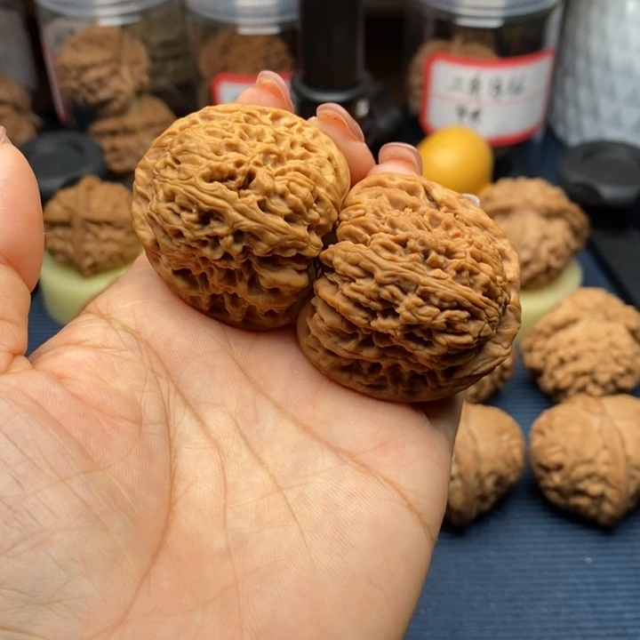 吊坠文玩核桃40尺南疆石