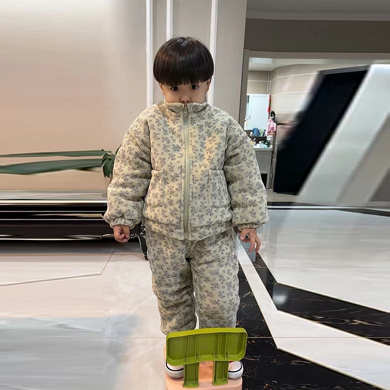 儿童冬季加绒加厚套装女宝宝洋气冬装2024新款男童夹棉加很厚冬款