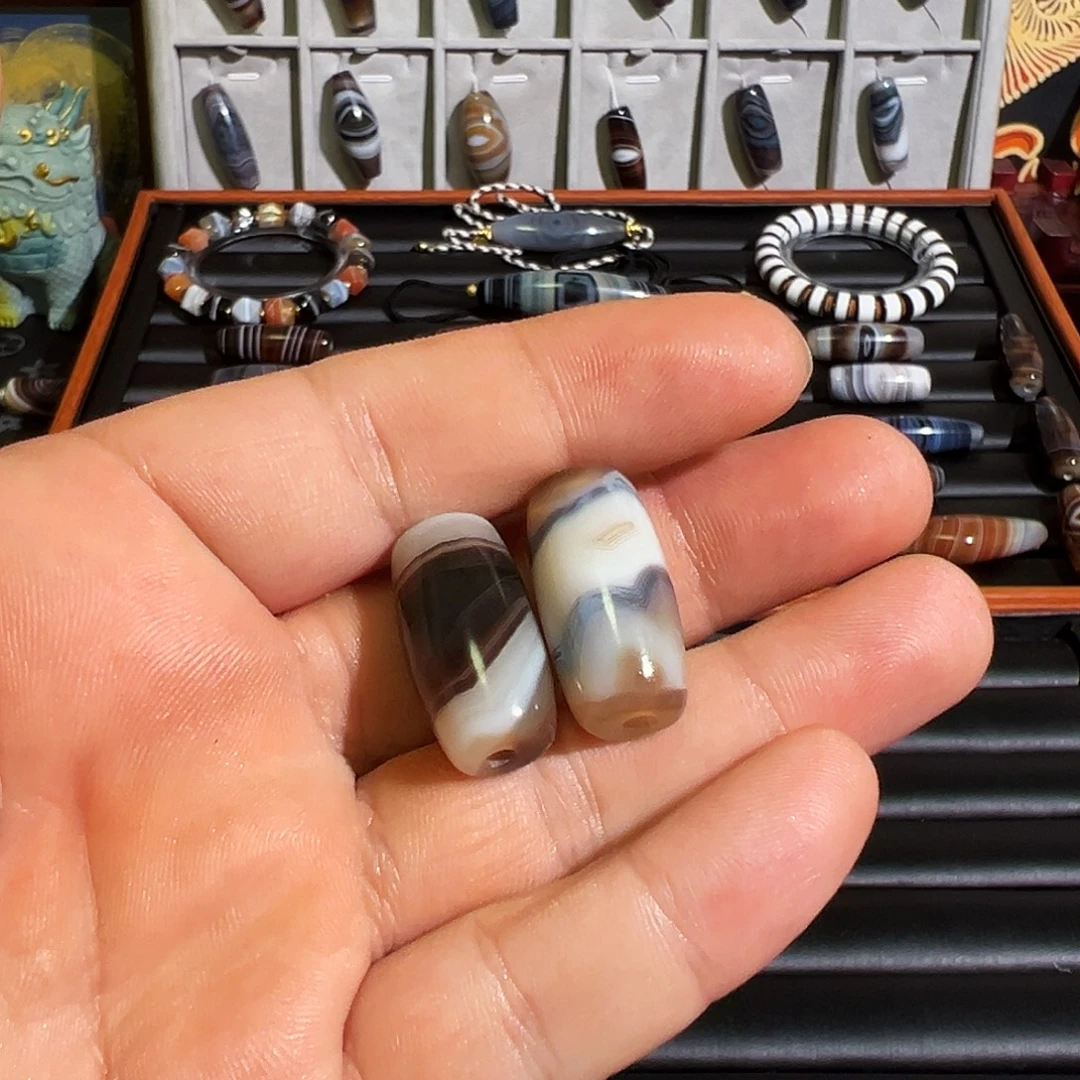 金***面玛瑙/玉髓未镶嵌颈饰