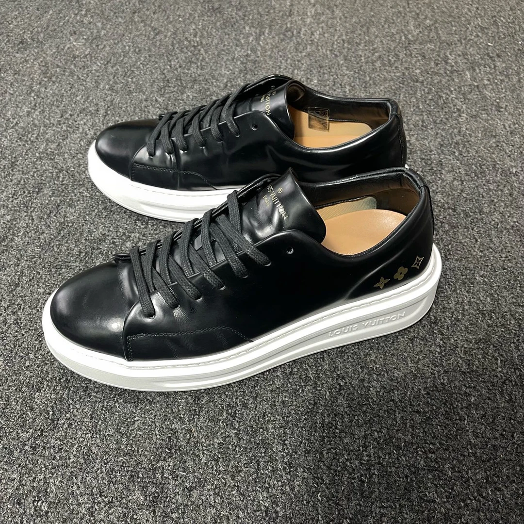 99新 LouisVuitton/路易威登 Beverly黑板鞋41.5码99新公价9800