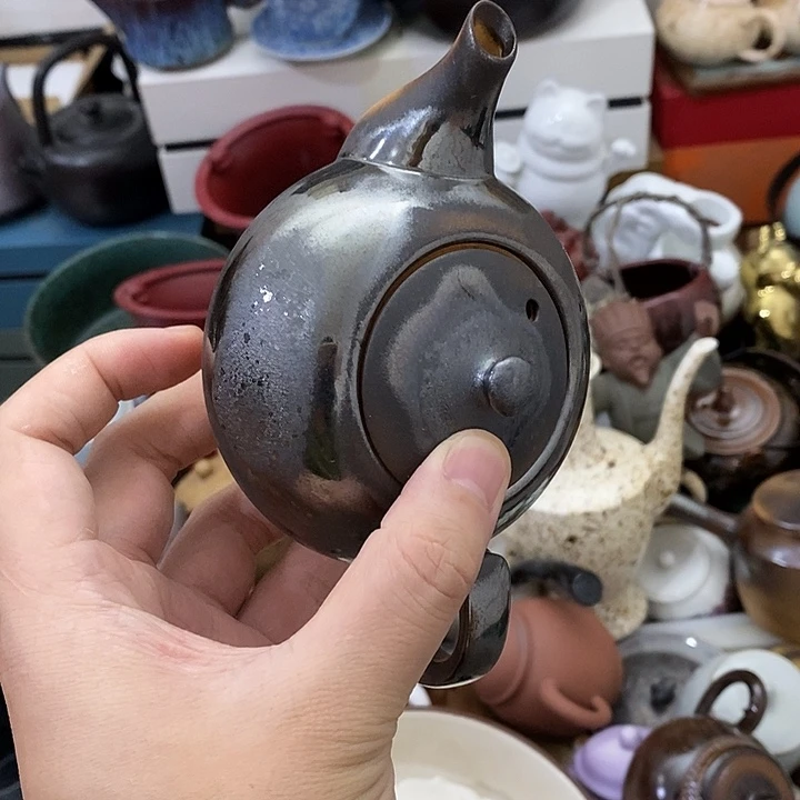 陶瓷艺术品及陶瓷壶壶