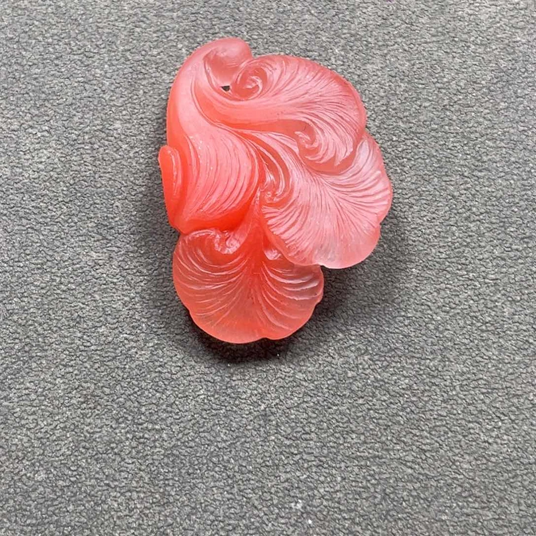 定制南红玛瑙蔷****膀雕刻件