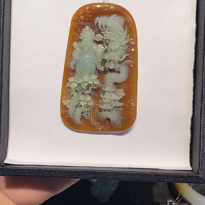 翡翠未镶嵌颈饰翡翠挂件