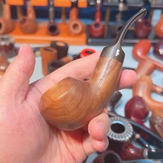阿*意大利石楠木手工烟斗一款