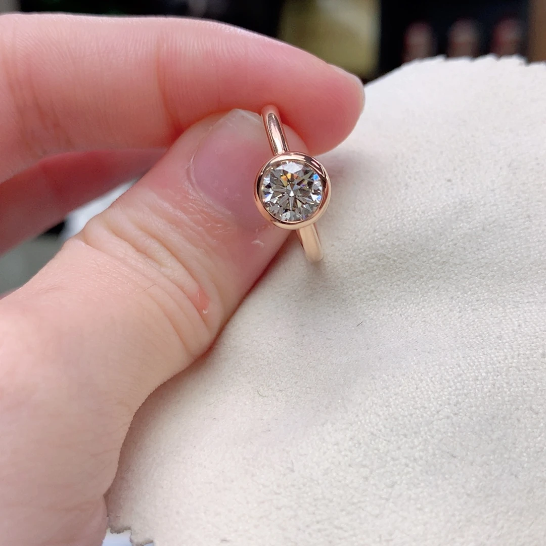 18K金镶嵌钻石戒指/指环1克拉泡泡戒指