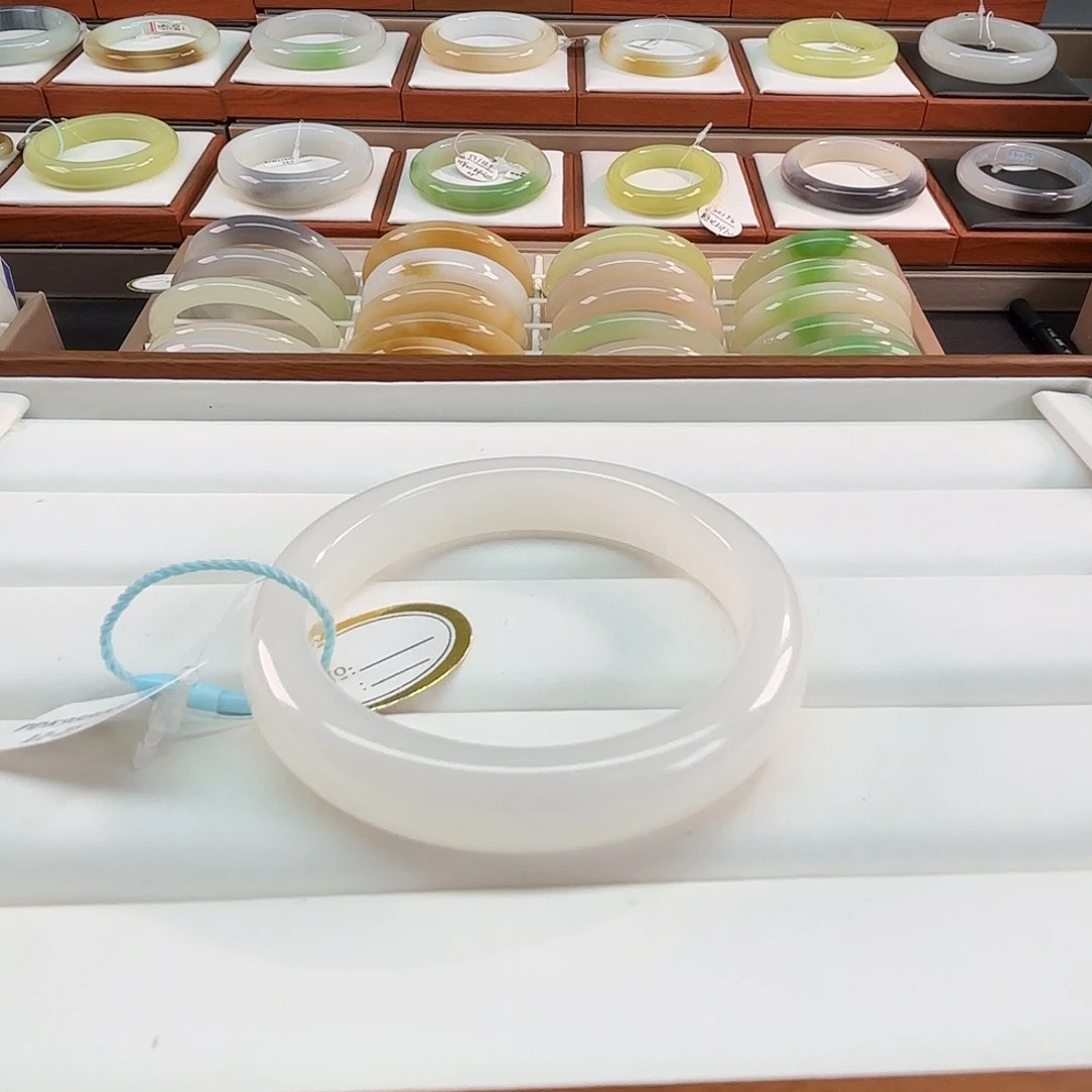 和田玉未镶嵌手镯54冰白完美度高