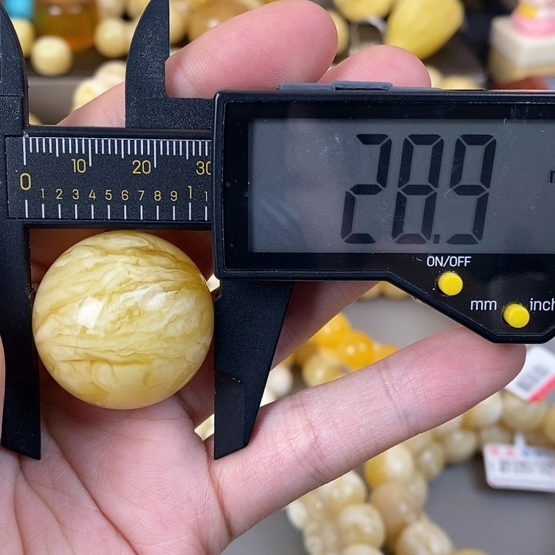 蜜蜡未镶嵌珠宝奇石13.5g