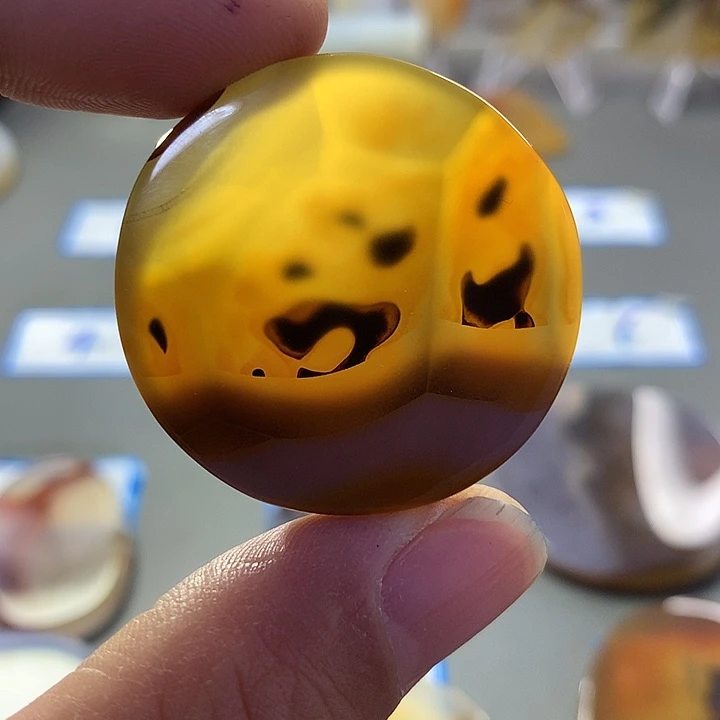 未镶嵌颈饰玛瑙/玉髓