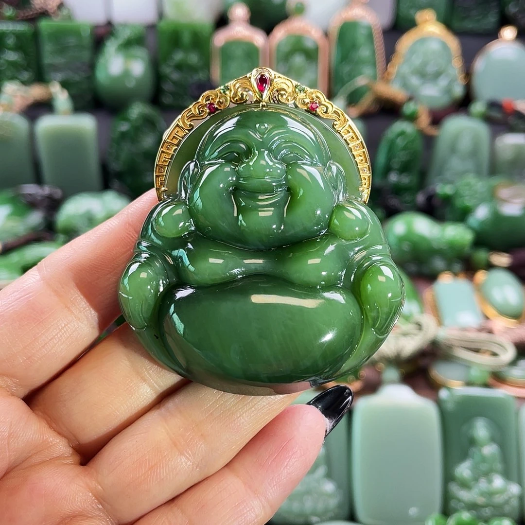 和田玉挂件18K金镶嵌