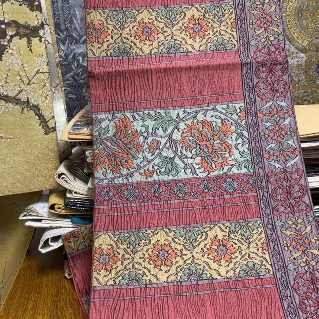 刺绣织锦技艺高超