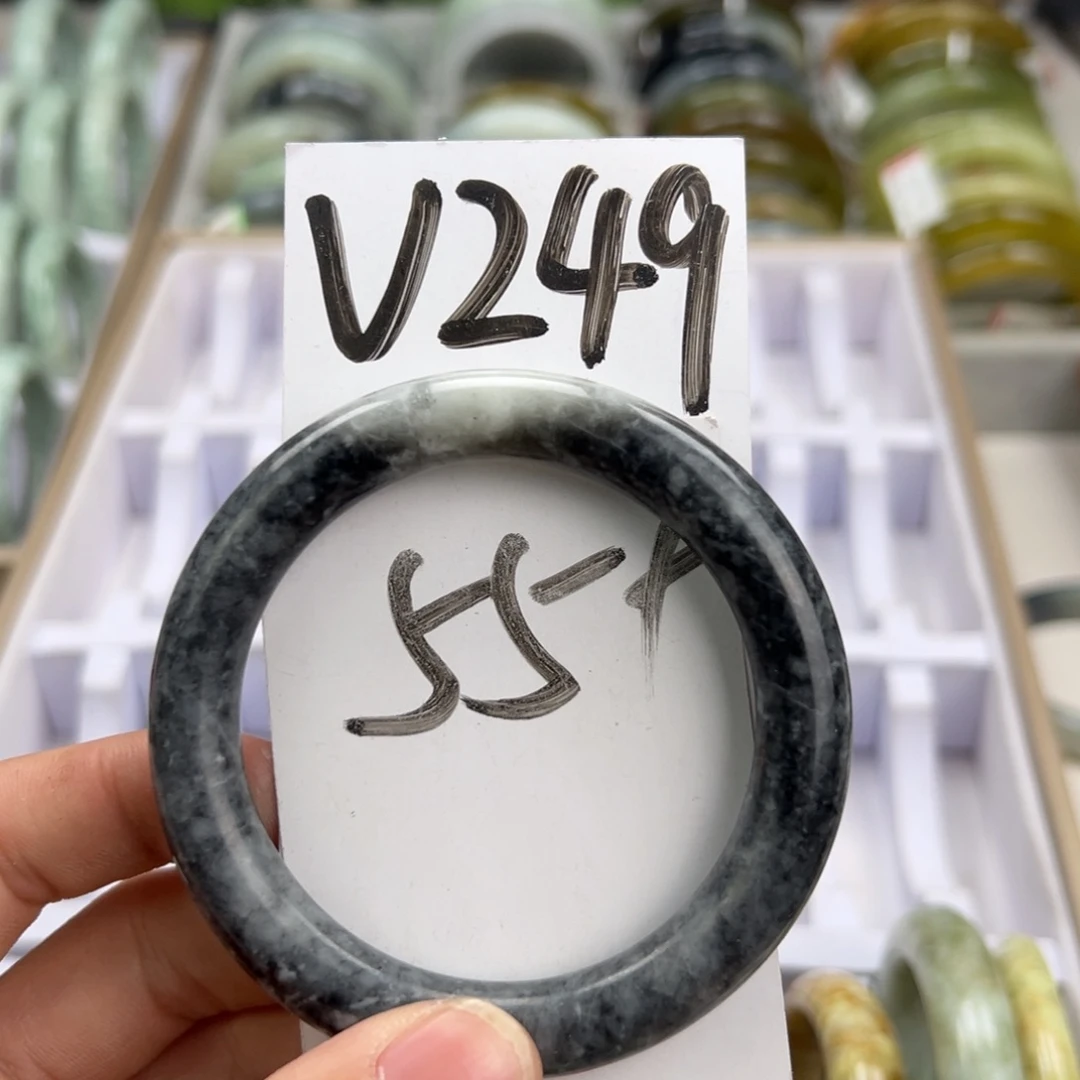 岫玉手镯未镶嵌天然岫玉微瑕