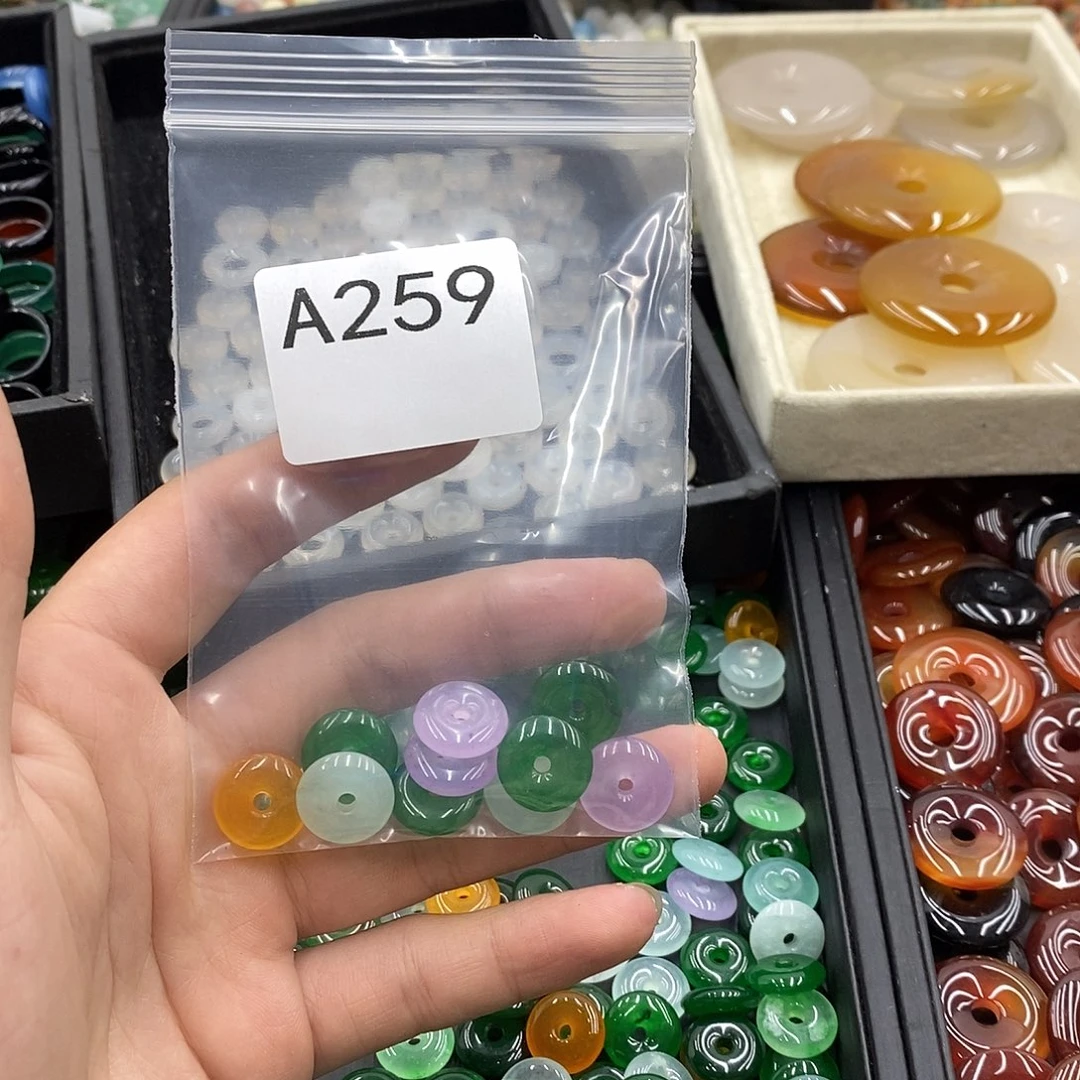 果***没合金颈饰玛瑙/玉髓