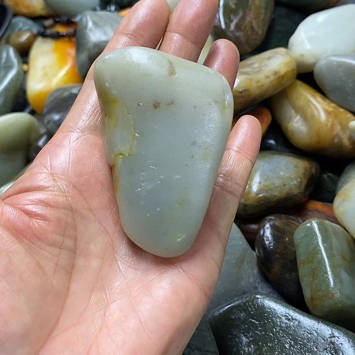 和田玉（糖玉）未镶嵌挂件