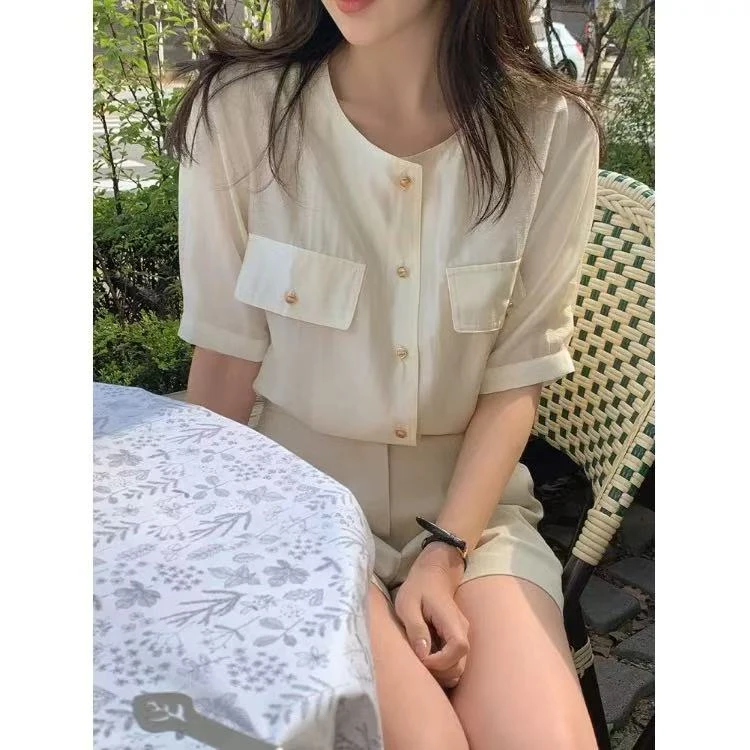 2025衬衫夏季小众薄款上衣气质衬衫袖圆领短袖