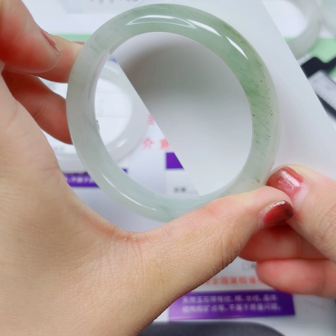 石英质玉未镶嵌手镯83/58