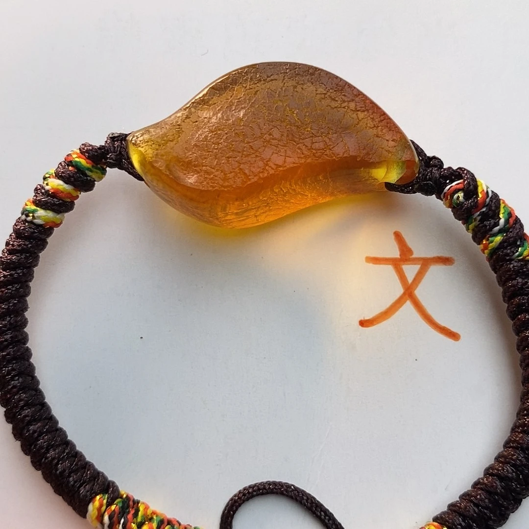 未镶嵌琥珀珠宝奇石15