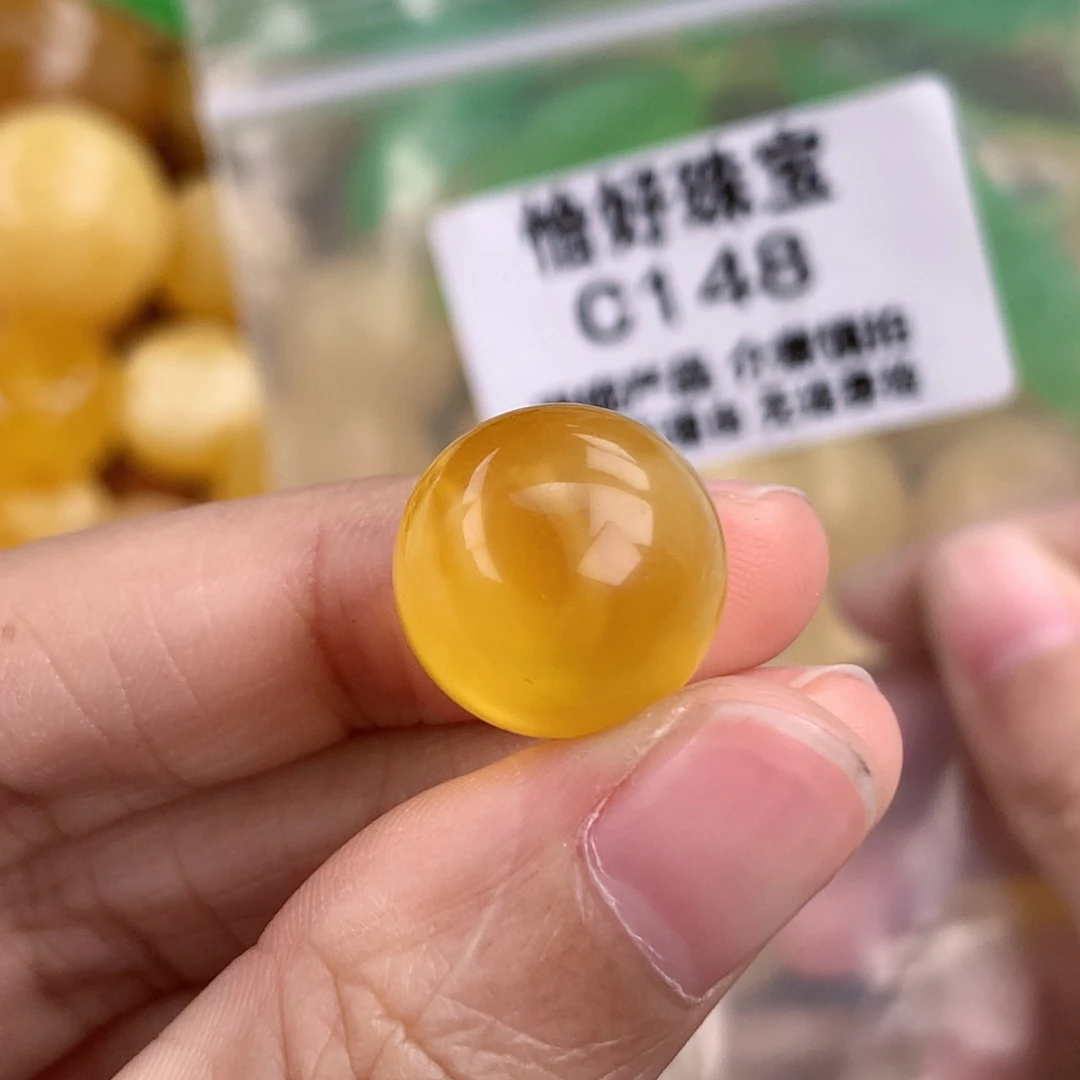 蜜蜡未镶嵌珠宝奇石15
