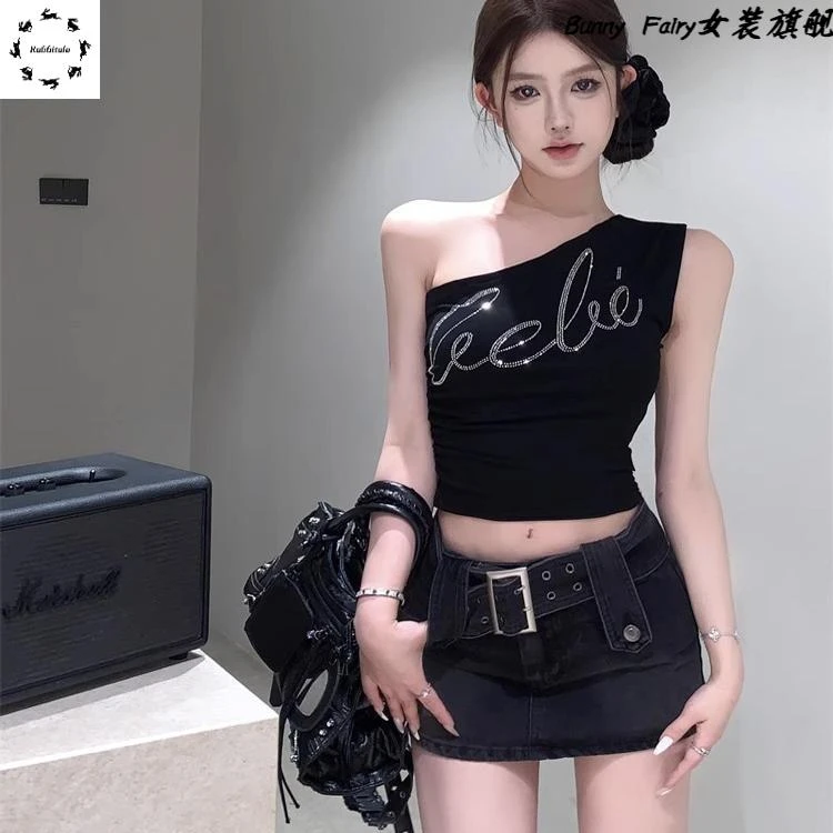 复古字母烫钻性感斜肩小背心女夏季修身黑色辣妹短款无袖上衣外穿