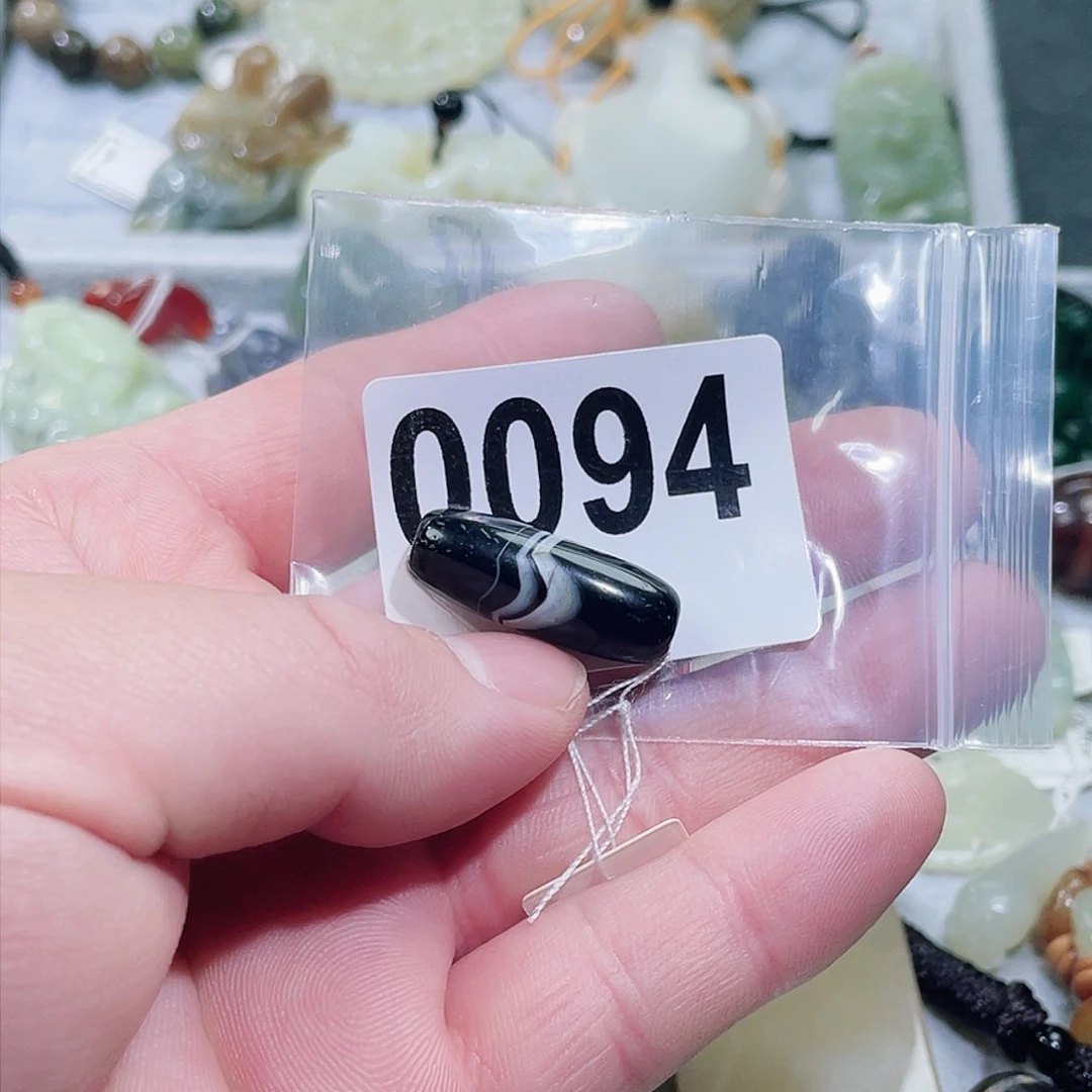 玛瑙/玉髓车挂合金