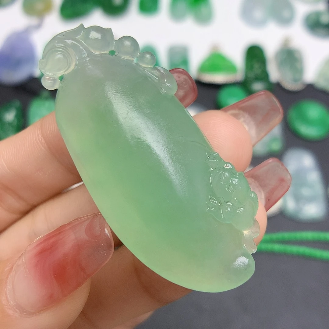 定制翡翠未镶嵌福瓜