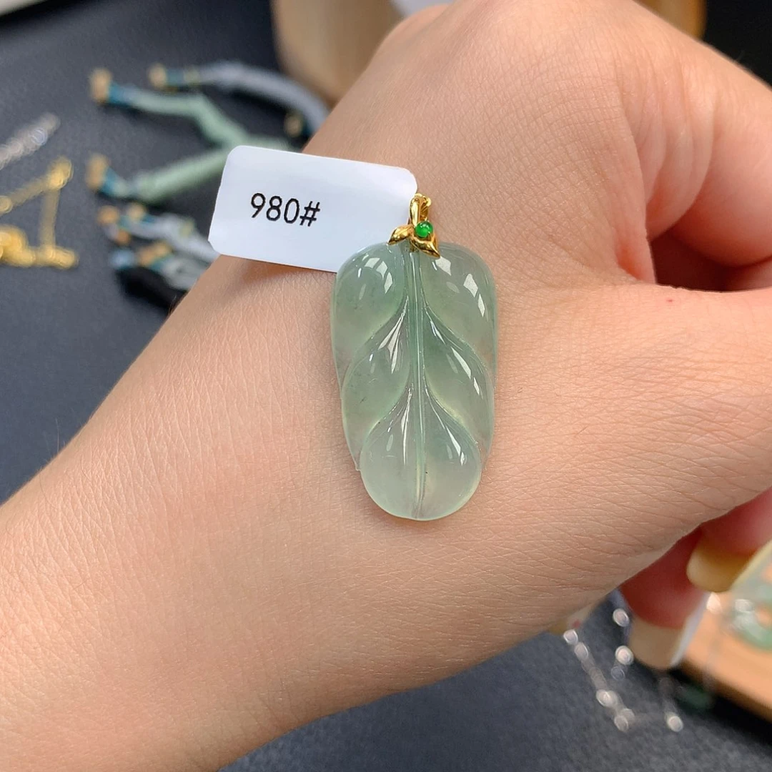 吊坠(不含链)18K金镶嵌翡翠翡翠