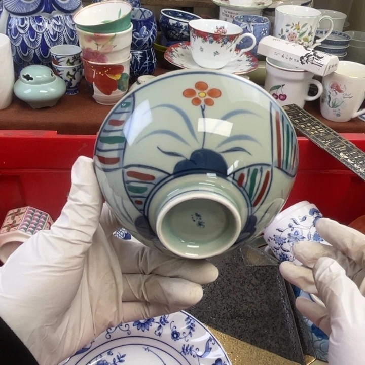 他家瓷器真美…开播了