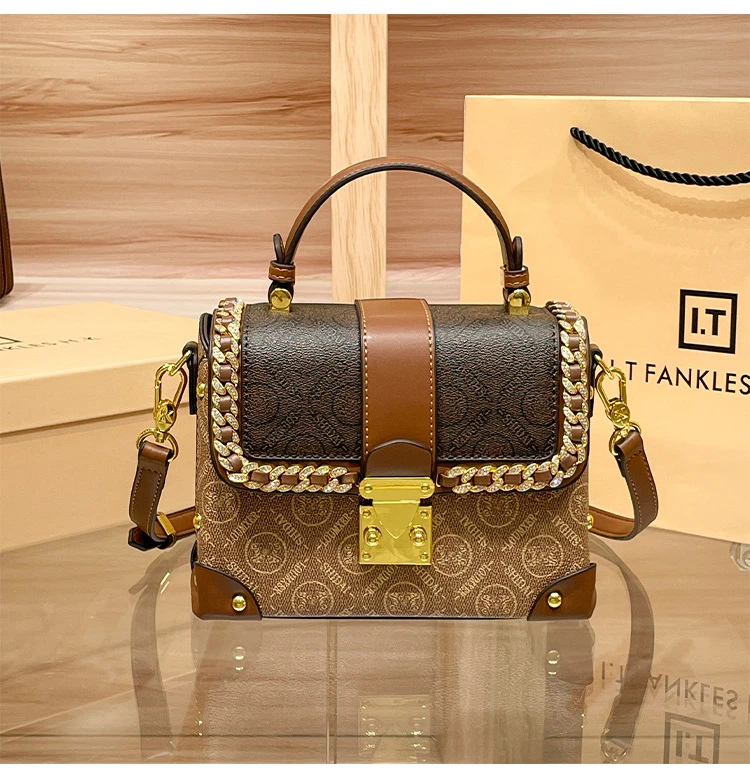 2025新款轻奢百搭通小众便携勤手提包网红女士休闲包单肩女款包包