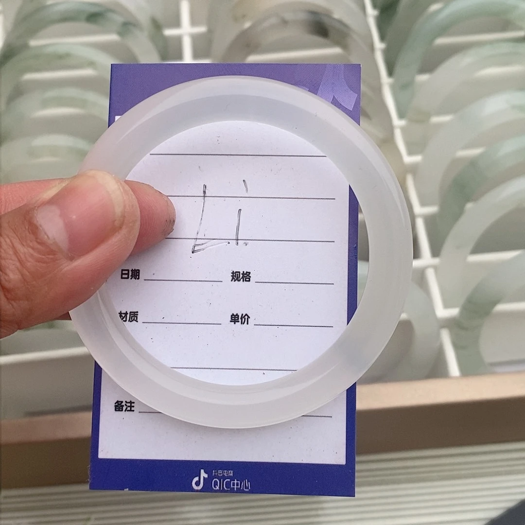 石英质玉手镯未镶嵌@*i