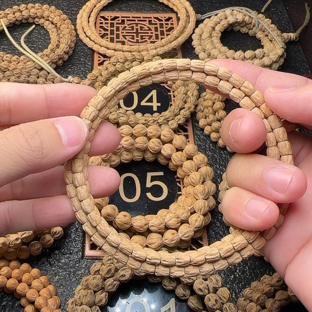 宇***宸柏香籽/百香籽吊坠