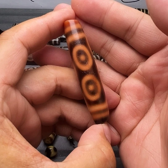 空***静未镶嵌颈饰玛瑙/玉髓