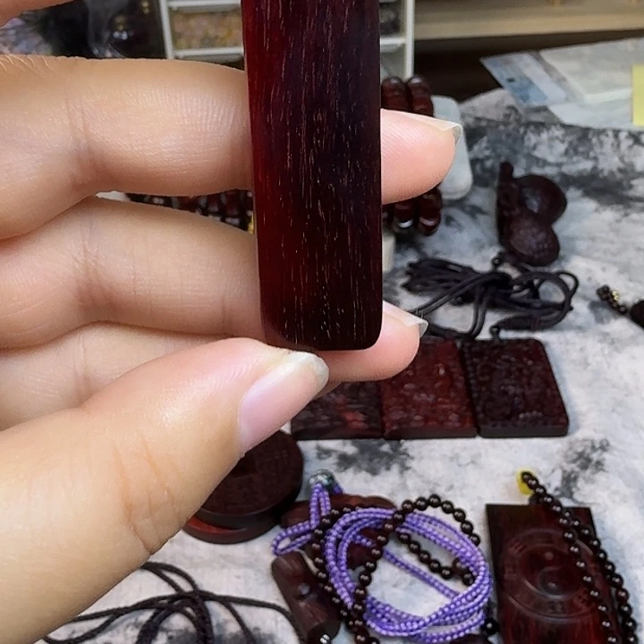 檀香紫檀（小叶紫檀）印度小叶紫檀纯野生老料随行吊坠原汁原味