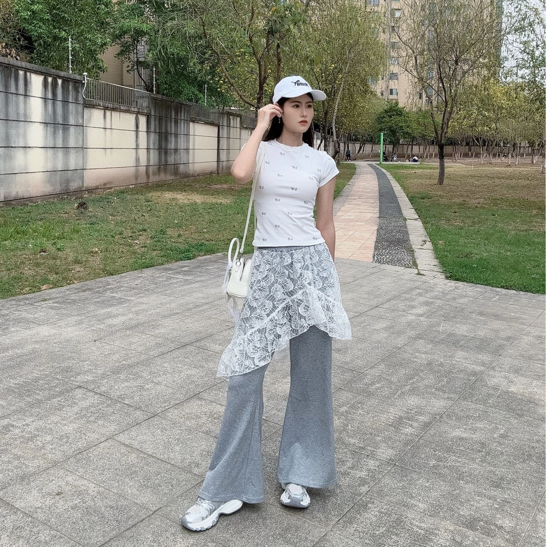 52022春夏秋季新款美式辣妹蕾丝屁帘拼接高腰显瘦休闲阔腿微喇裤
