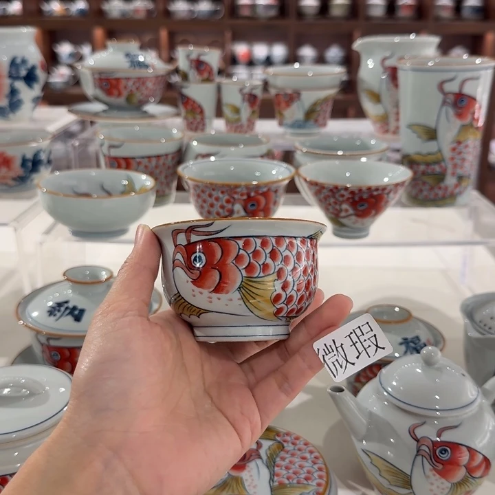 釉下手绘茶具微瑕