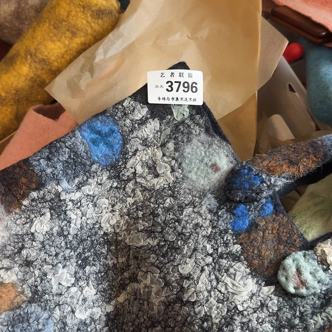 B****紫砂噜啦啦啦啦啦啦，啦啦啦