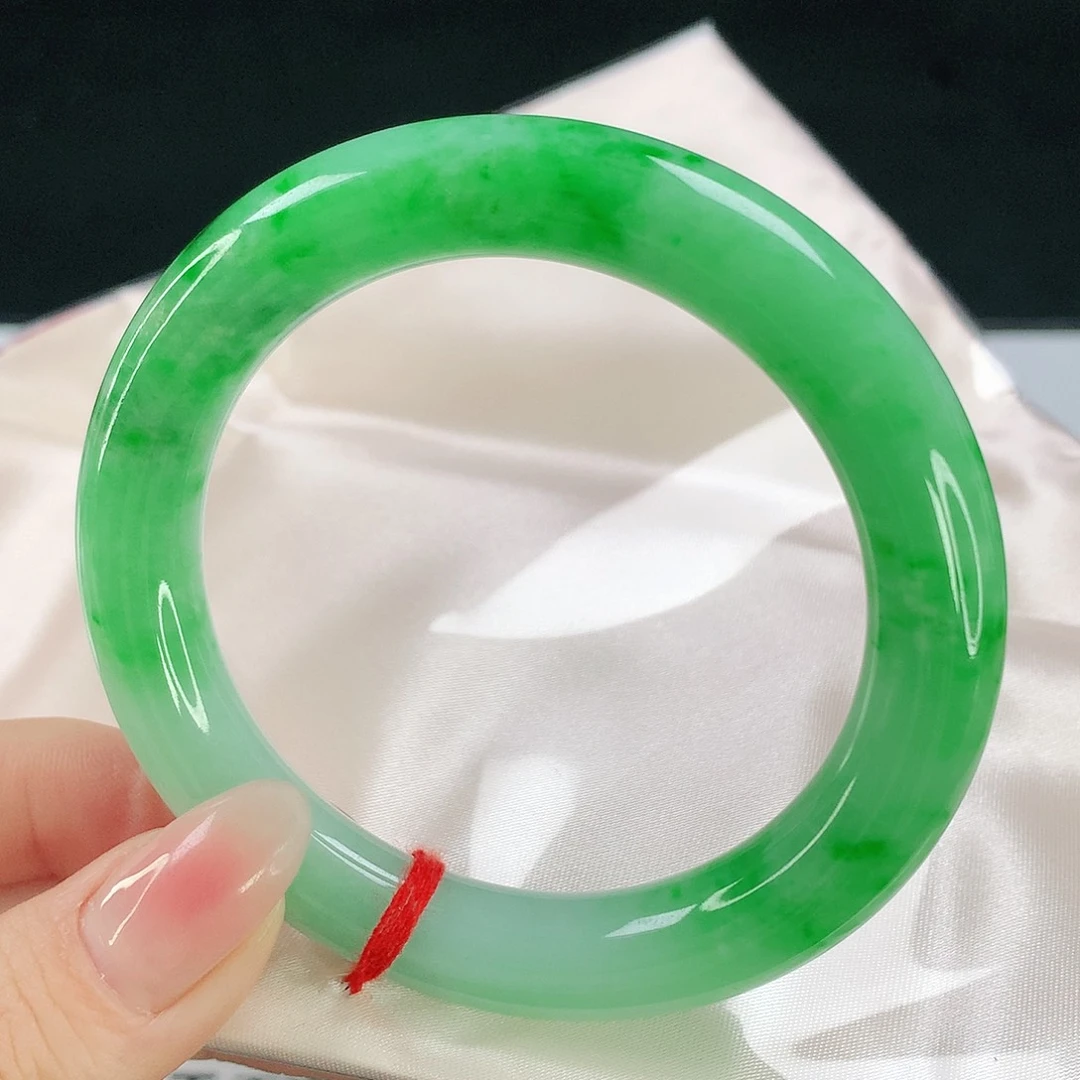 未镶嵌手镯翡翠812