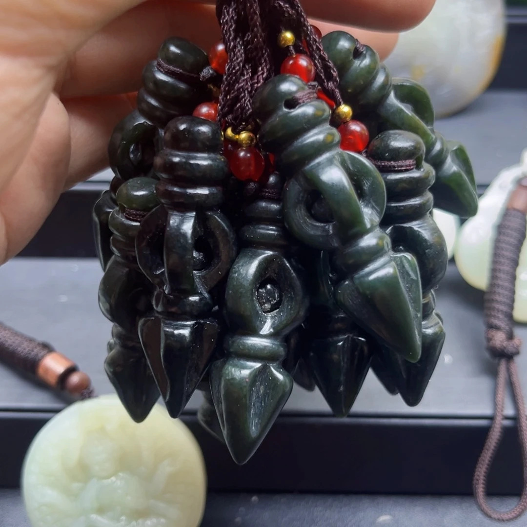 和田玉未镶嵌颈饰和田玉