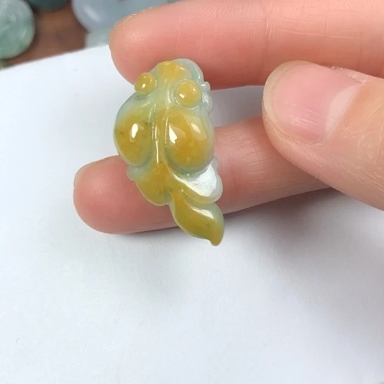 翡翠未镶嵌颈饰缅甸A货，每天1点半开播