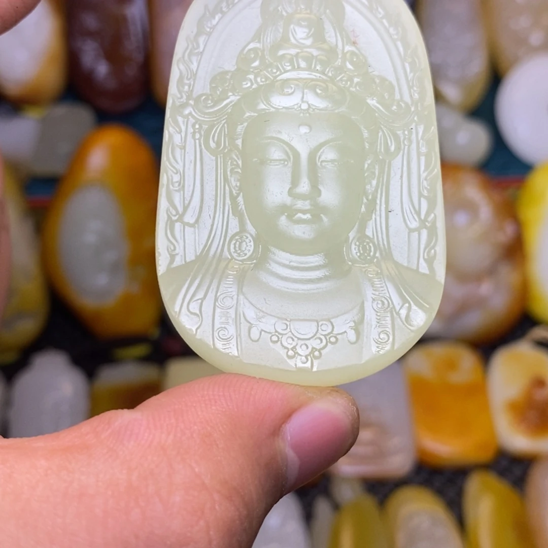 和田玉未镶嵌颈饰