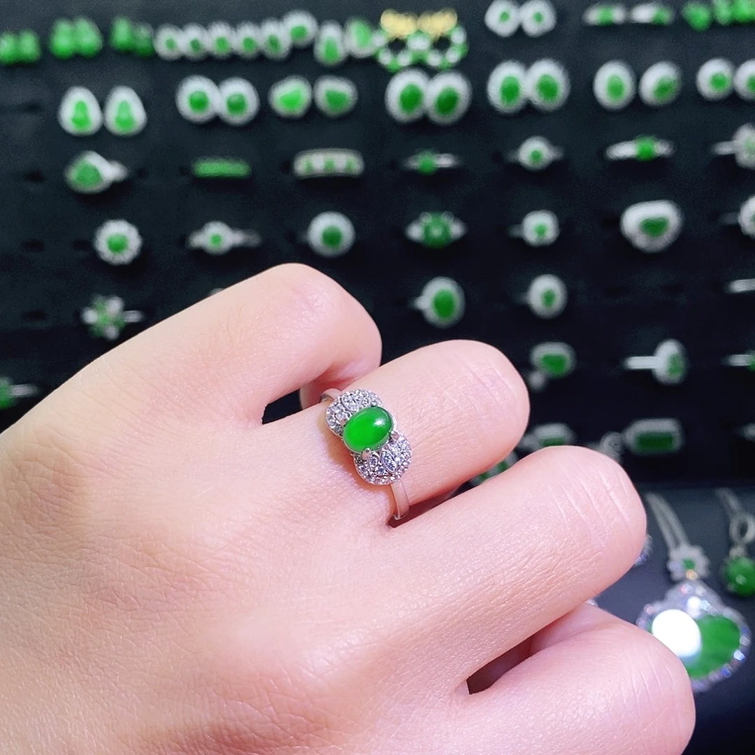 翡翠银S925镶嵌戒指多样性